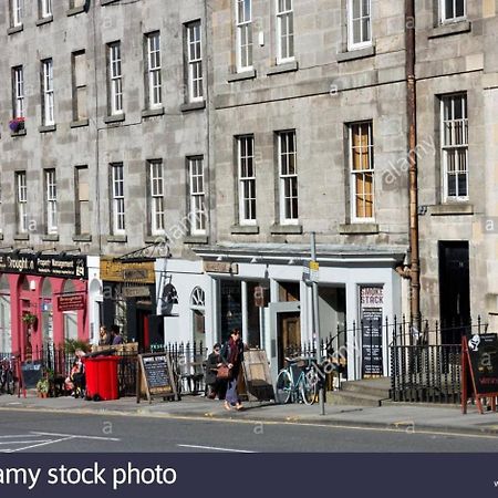 Joivy Bright Flat With Workspace In New Town EDI Exterior photo