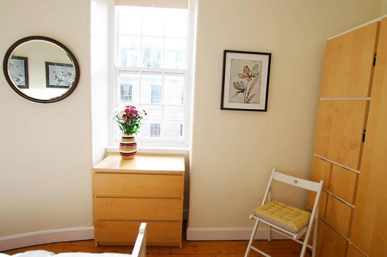 Joivy Bright Flat With Workspace In New Town EDI Exterior photo
